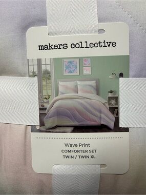 Twin/Twin XL Comforter Set -Wave Print